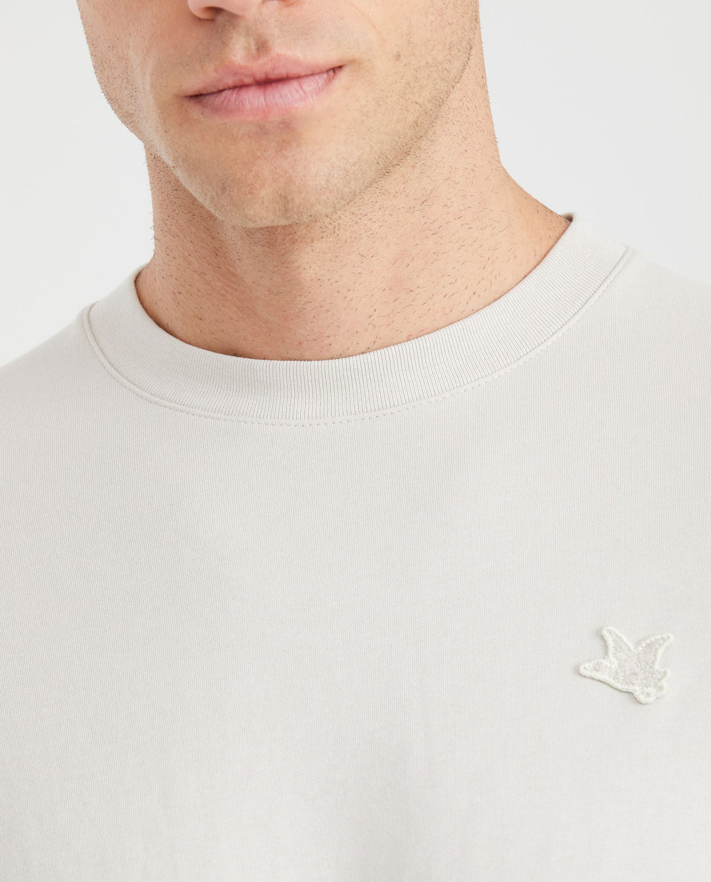 Men's Slim Fit T-Shirt Embroidered Front Graphic Ribbed Neck 100% Cotton - 2