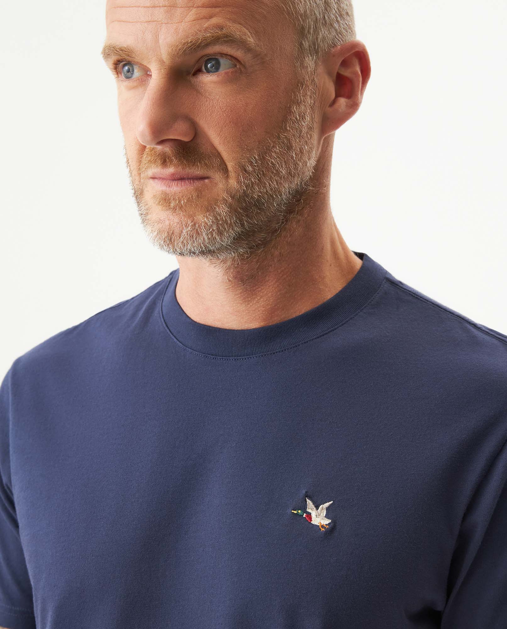 Men's Slim Fit Crew Neck T-shirt in Cotton Stretch Blend, Navigate - 4