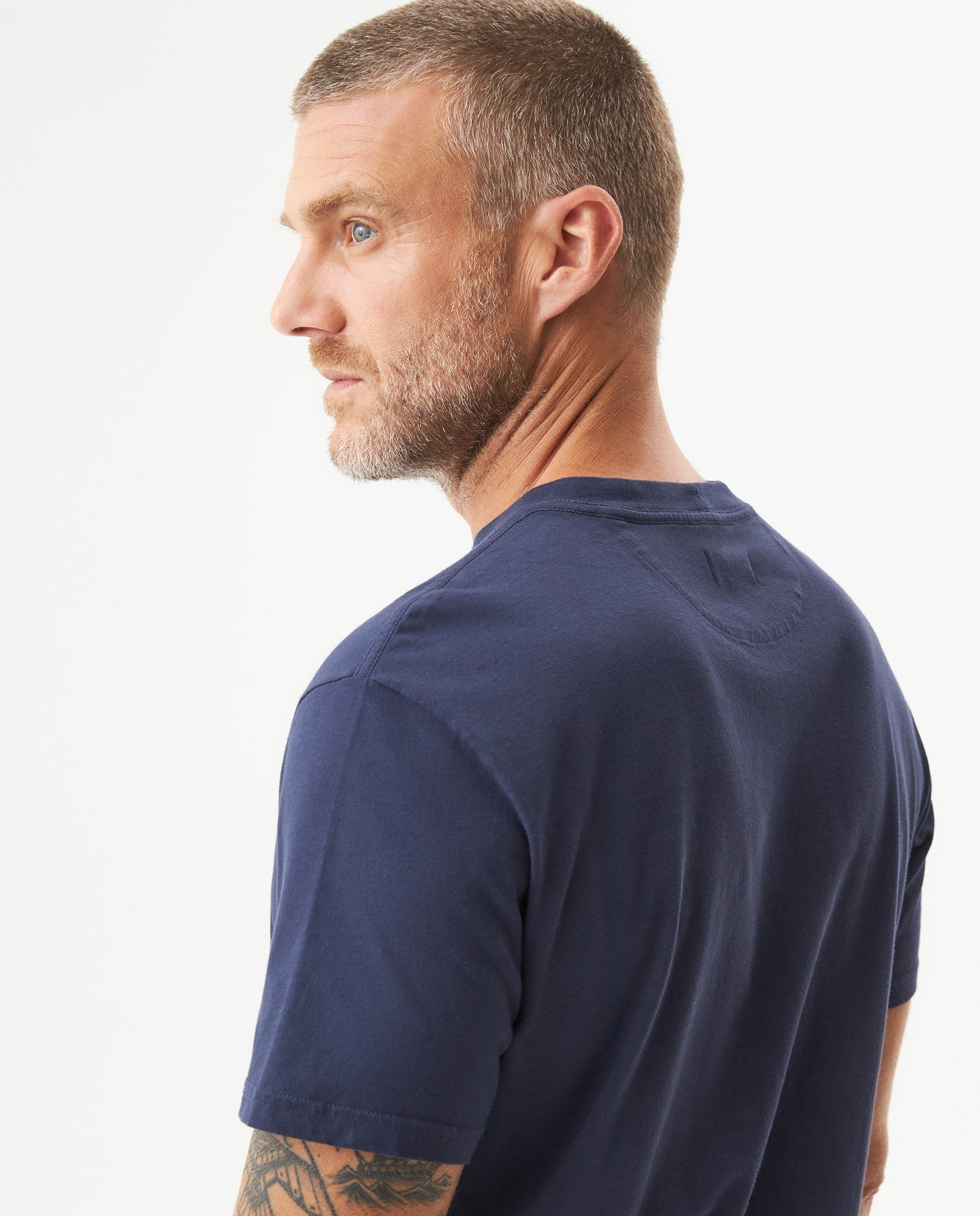 Men's Slim Fit Crew Neck T-shirt in Cotton Stretch Blend, Navigate - 6